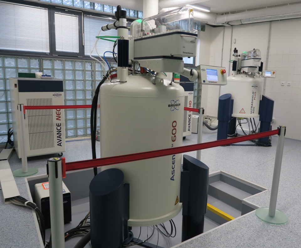 Spectroscopy equipment reference photograph